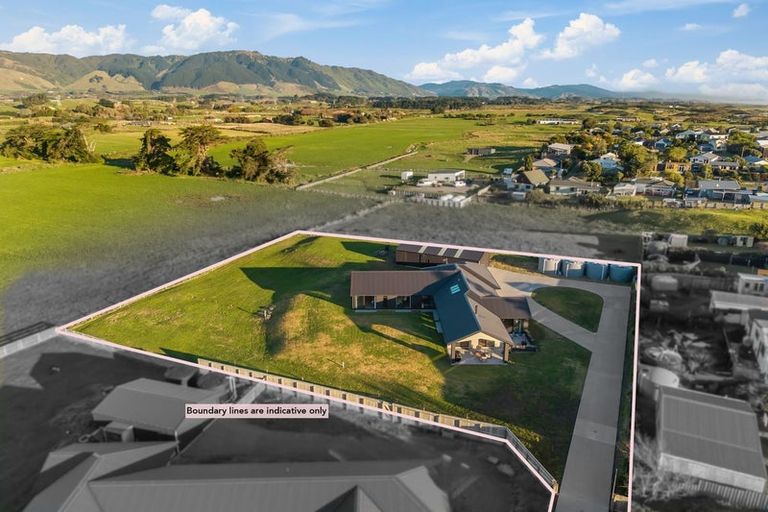 Photo of property in 24c Gawler Street, Te Horo Beach, Otaki, 5581