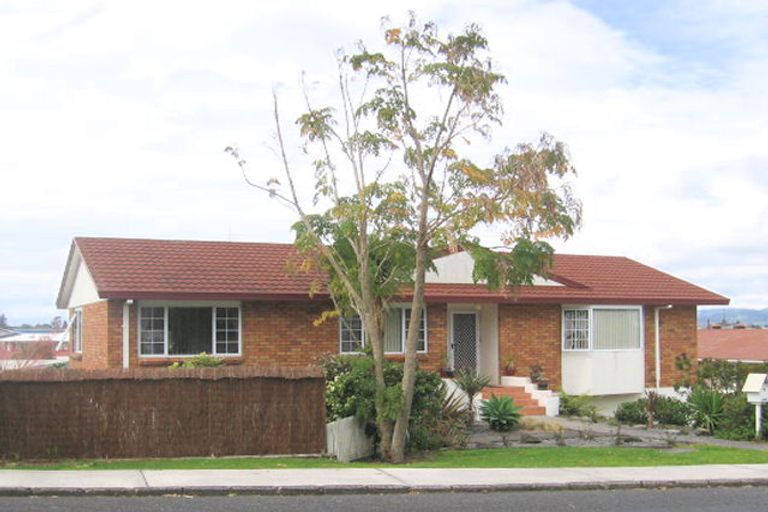 Photo of property in 76 Goods Road, Otumoetai, Tauranga, 3110