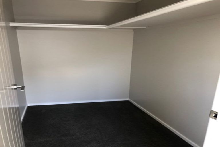 Photo of property in 1 Pohe Street, Waikanae, 5036