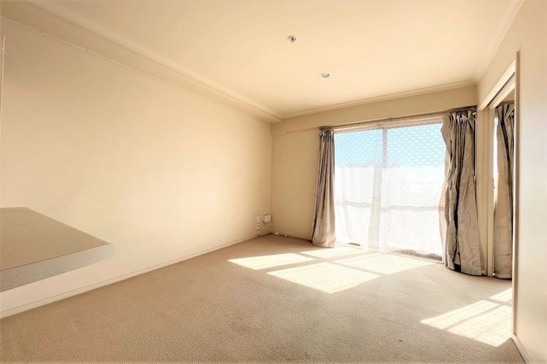 Photo of property in 1c/18 Ronwood Avenue, Manukau, Auckland, 2104
