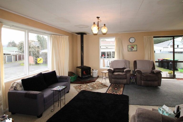 Photo of property in 3a Lincoln Road, Carterton, 5713