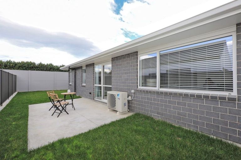 Photo of property in 14 George Yee Place, Taradale, 4112