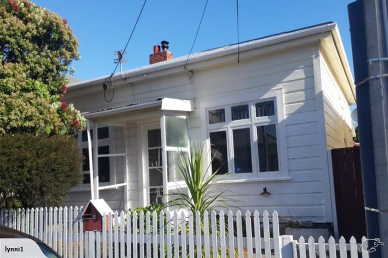 Photo of property in 7 Cardall Street, Newtown, Wellington, 6021
