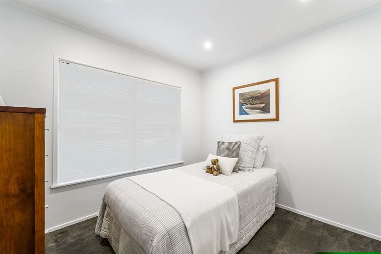 Photo of property in 3/3 Marsh Avenue, Forrest Hill, Auckland, 0620