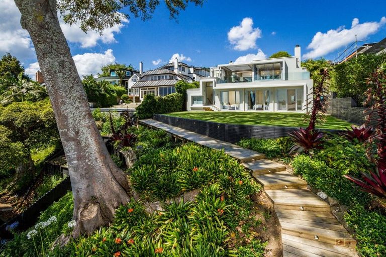 Photo of property in 15 Lake View Road, Takapuna, Auckland, 0622