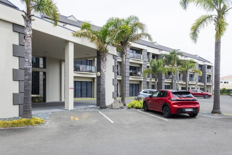Photo of property in 117/2 Reads Quay, Gisborne, 4010