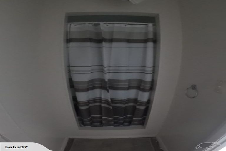 Photo of property in 32 Highbury Road, Highbury, Wellington, 6012