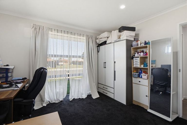 Photo of property in 35 Wilkin Road, Woodend, 7610