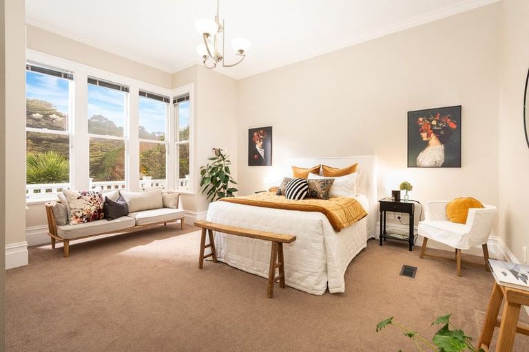 Photo of property in 64 Glenmore Street, Northland, Wellington, 6012