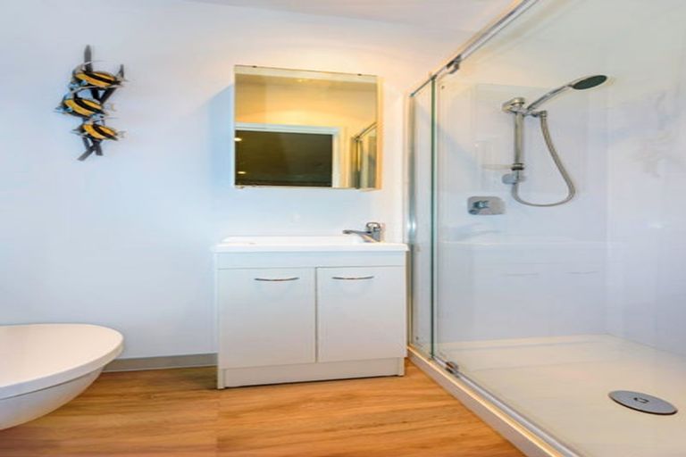 Photo of property in 2/32 Anglesea Avenue, Parklands, Christchurch, 8083