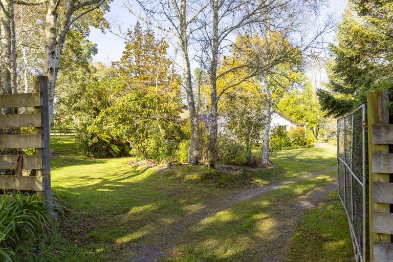Photo of property in 1082 Mapara Road, Kinloch, Taupo, 3385