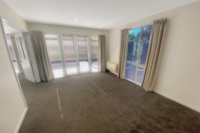 Photo of property in 4/17 Kahu Road, Riccarton, Christchurch, 8041