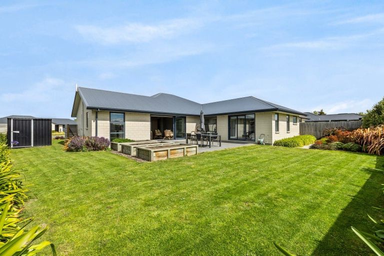 Photo of property in 15 Johnson Avenue, Amberley, 7410