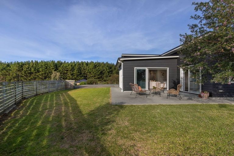 Photo of property in 11 Maury Place, Foxton, 4814