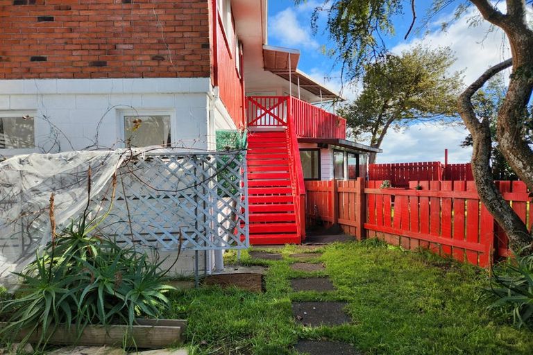 Photo of property in 32a Kirkbride Road, Mangere Bridge, Auckland, 2022