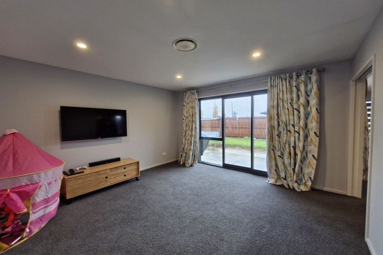 Photo of property in 1 Ragley Way, Rolleston, 7615