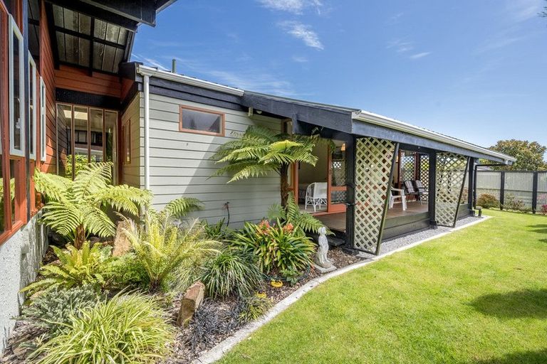 Photo of property in 30 Rata Street, Waikanae, 5036