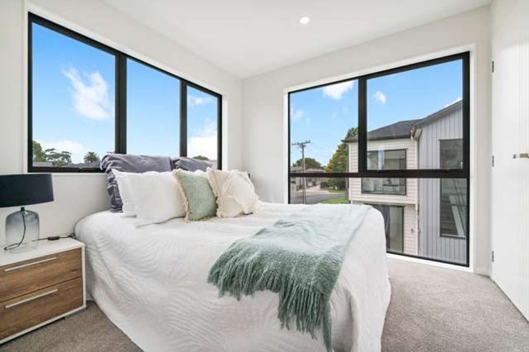 Photo of property in 4/2 Miami Street, Mangere East, Auckland, 2024