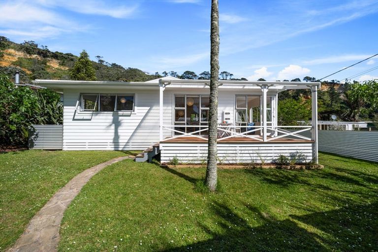 Photo of property in 217 Motutara Road, Muriwai, Waimauku, 0881