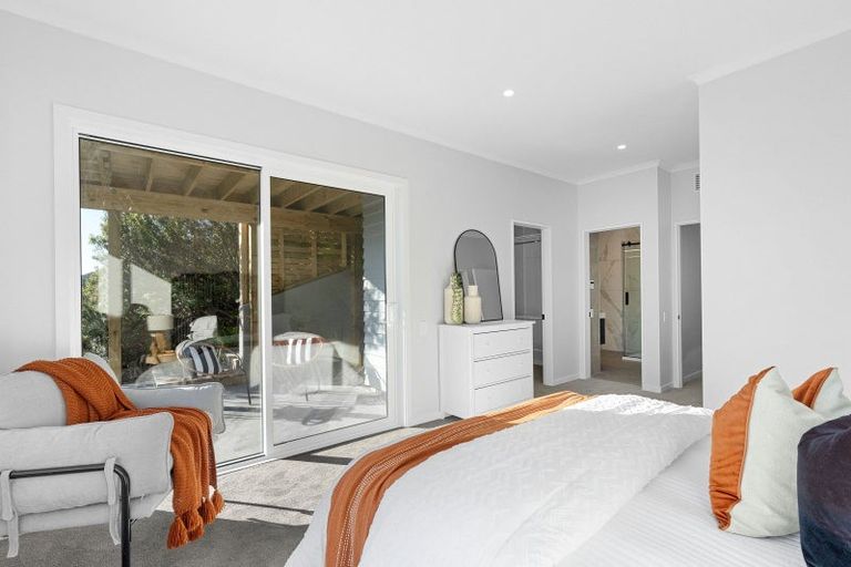 Photo of property in 5 Landsdowne Terrace, Karori, Wellington, 6012