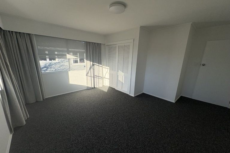 Photo of property in 10 Kashmir Avenue, Clouston Park, Upper Hutt, 5018