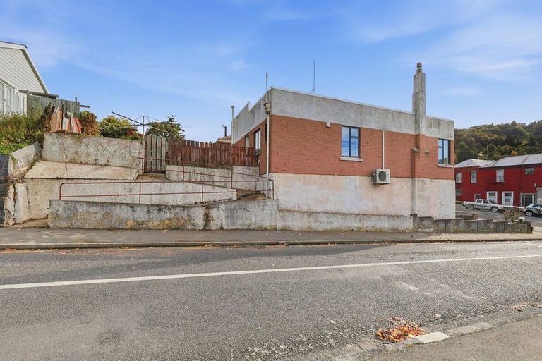 Photo of property in 363 South Road, Caversham, Dunedin, 9012
