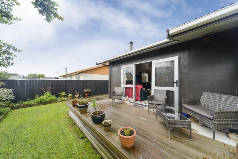 Photo of property in 15a Thomson Street, West End, Palmerston North, 4412
