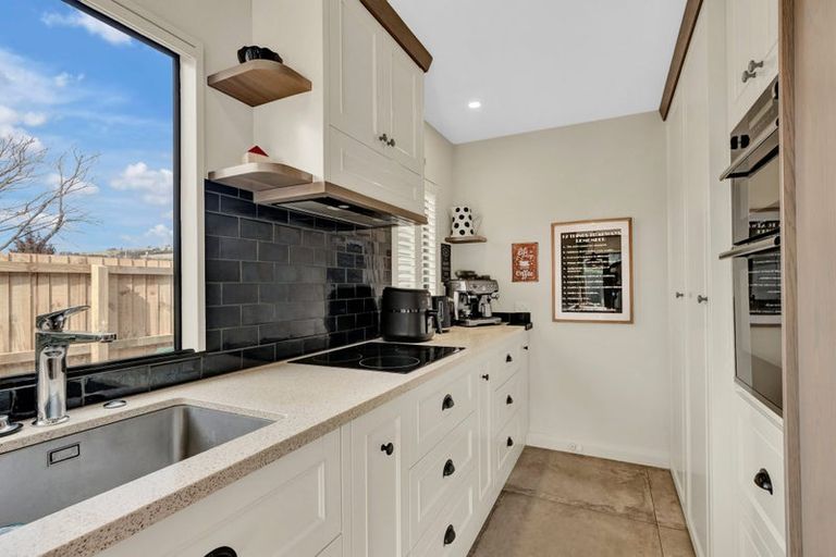 Photo of property in 9 Buxton Terrace, Saint Martins, Christchurch, 8022