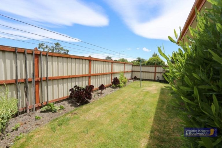 Photo of property in 2/30 Trevor Street, Hornby, Christchurch, 8042