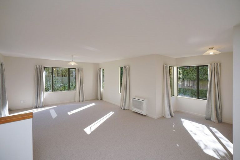 Photo of property in 74 Woodham Road, Linwood, Christchurch, 8062