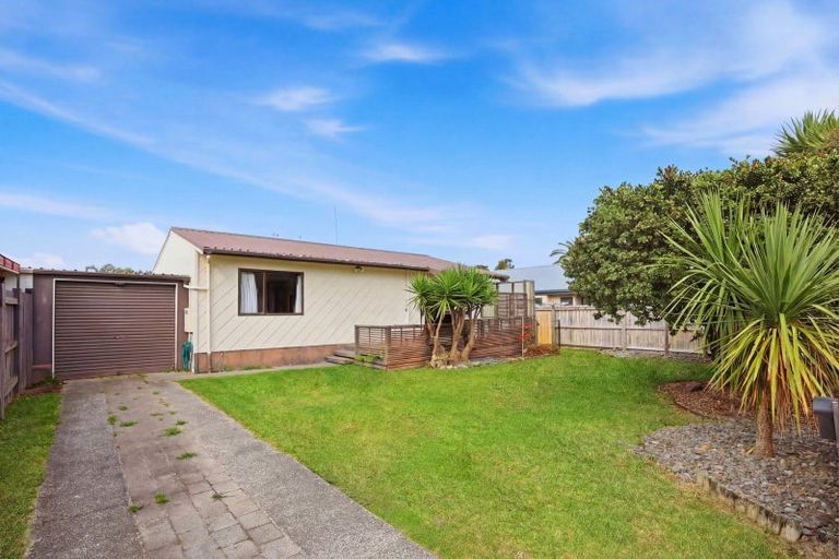 Photo of property in 30b Hartford Avenue, Papamoa Beach, Papamoa, 3118