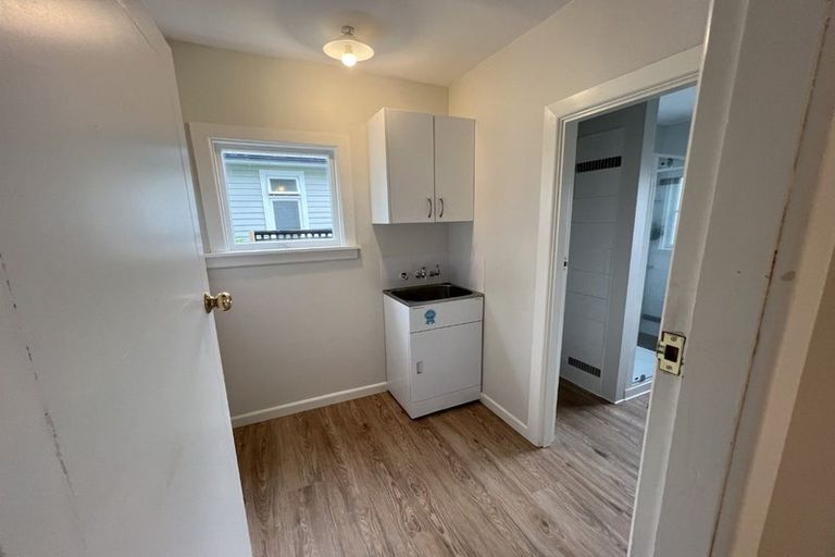 Photo of property in 19 Aorangi Road, Bryndwr, Christchurch, 8053