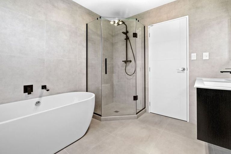 Photo of property in 13 Bushlands Park Drive, Albany, Auckland, 0632