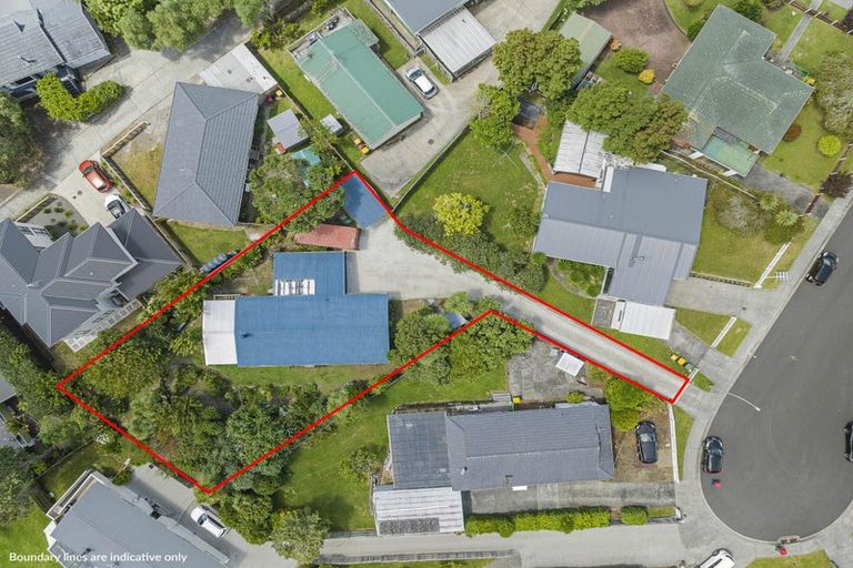 Photo of property in 5 Papa Place, Birkdale, Auckland, 0626