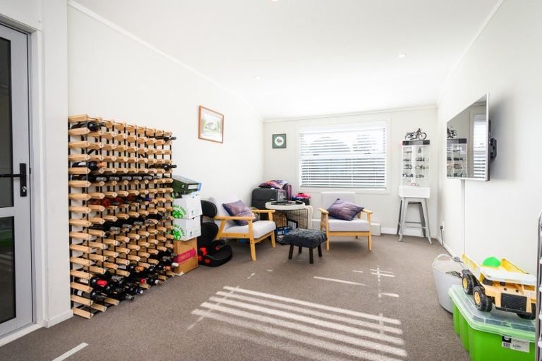 Photo of property in 99 Seabury Avenue, Foxton Beach, Foxton, 4815