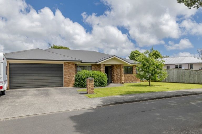 Photo of property in 6 Speranza Avenue, Otaki, 5512
