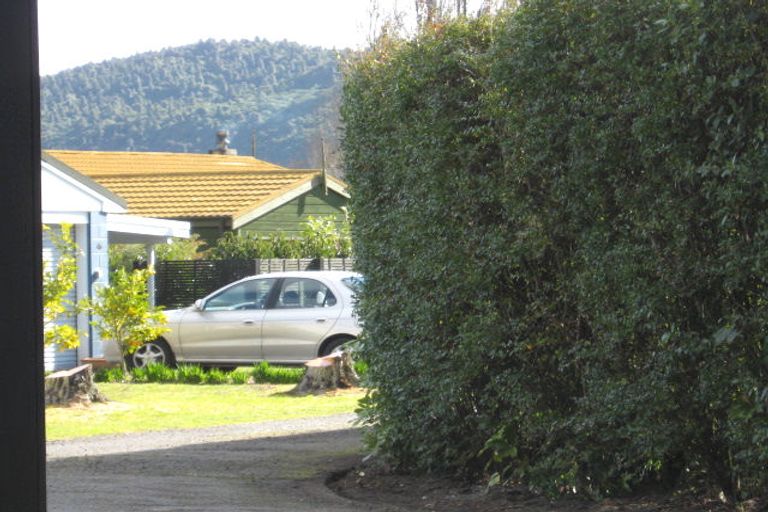 Photo of property in 44 Nisbet Terrace, Kinloch, Taupo, 3377
