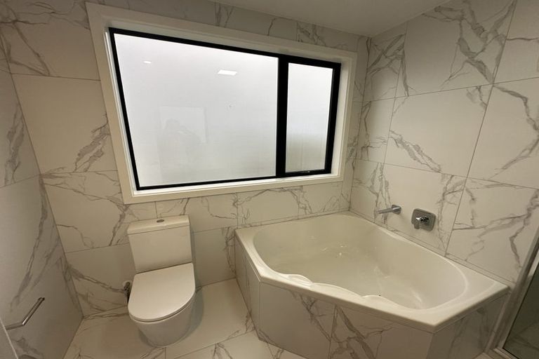 Photo of property in 1 Colenso Place, Otaki Beach, Otaki, 5512