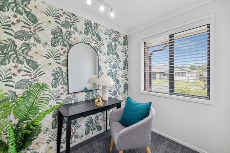 Photo of property in 25 Pakanga Grove, Pyes Pa, Tauranga, 3112