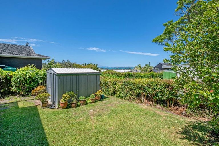 Photo of property in 1/213 Hibiscus Coast Highway, Red Beach, 0932