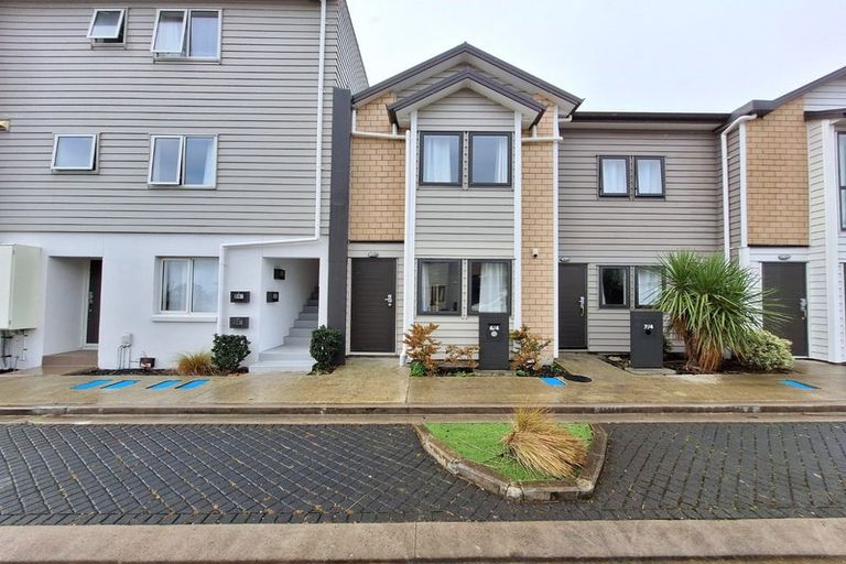 Photo of property in 6/4 Wallson Crescent, Wiri, Auckland, 2104