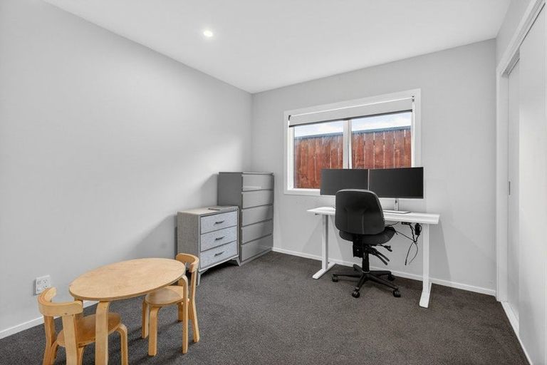 Photo of property in 43 Mary Crescent, Elderslea, Upper Hutt, 5018