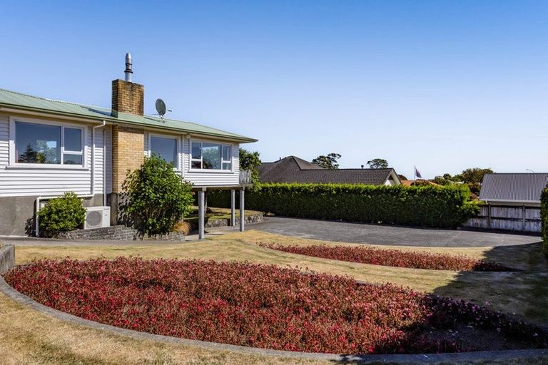 Photo of property in 100a Queens Road, Glen Avon, New Plymouth, 4312