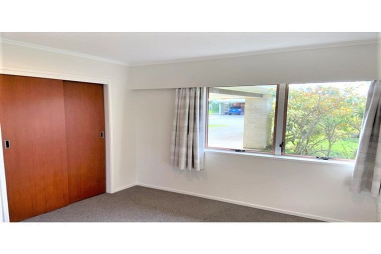 Photo of property in 17 Kentigern Close, Pakuranga, Auckland, 2010
