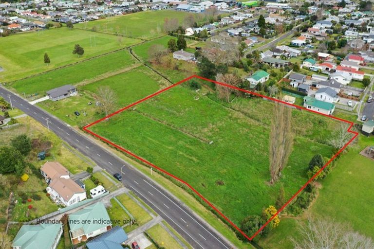 Photo of property in 87 Norwood Road, Bayswater, Auckland, 0622