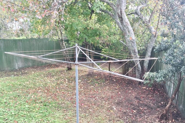 Photo of property in 27 Forest Hill Road, Henderson, Auckland, 0612