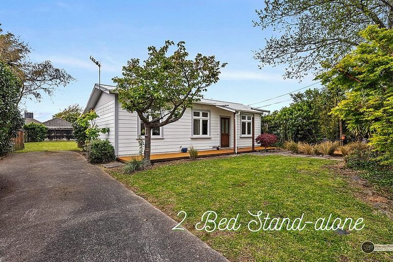 Photo of property in 6 Sandford Street, Trentham, Upper Hutt, 5018
