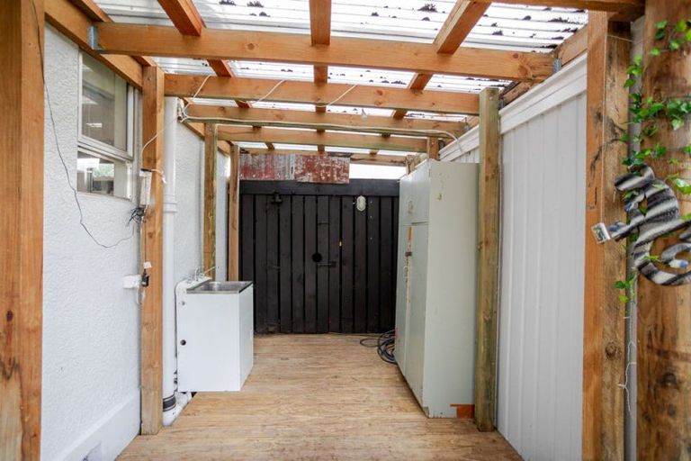 Photo of property in 47 Miller Street, Dannevirke, 4930