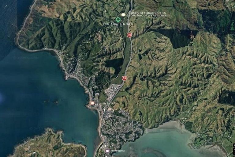 Photo of property in 266 Airlie Road, Plimmerton, Porirua, 5026