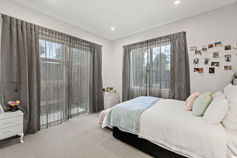 Photo of property in 233 Kingsbury Avenue, Rangiora, 7400